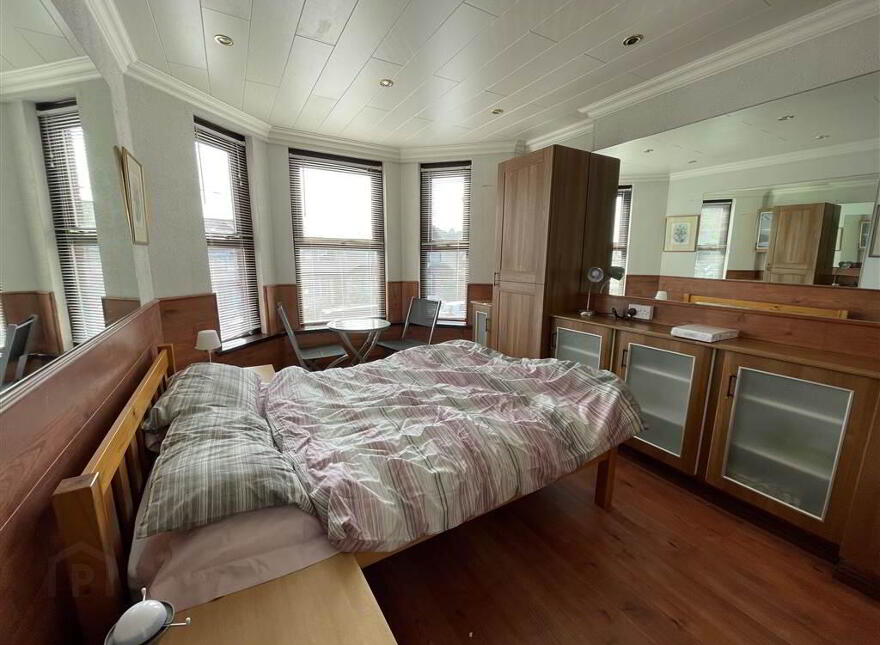 563 Donegall Road, Belfast, BT12 6DX