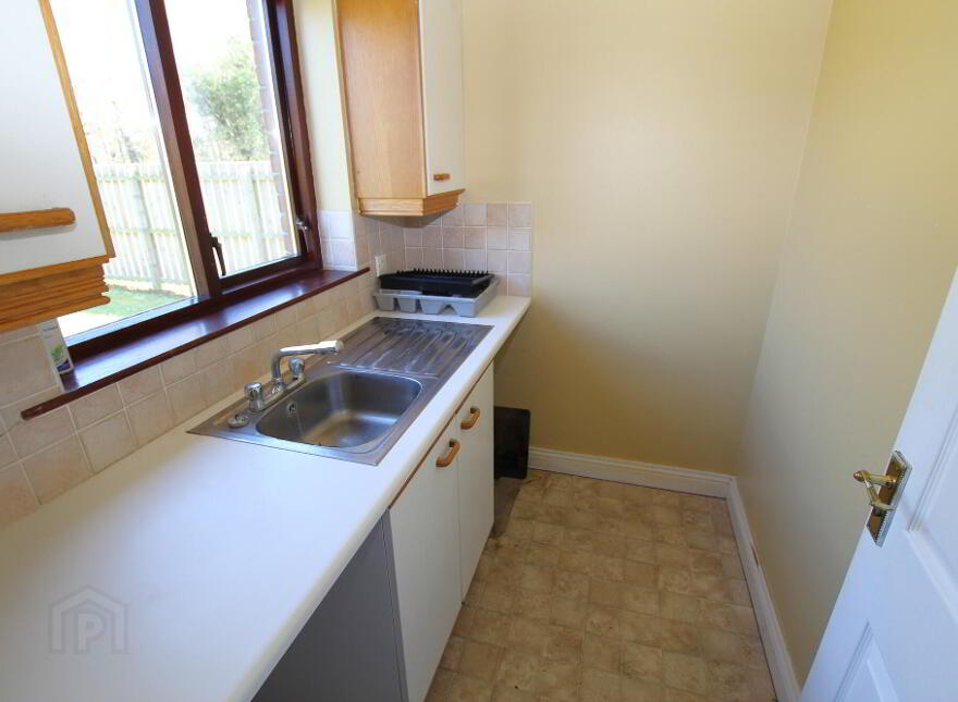 8 Glenoak Grange, Crumlin, BT29 4DU