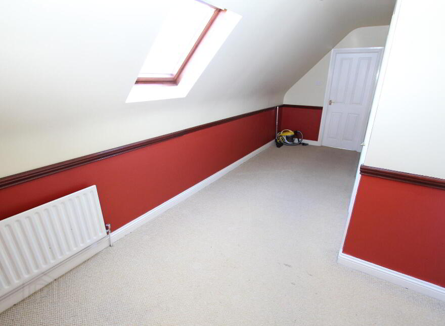 8 Glenoak Grange, Crumlin, BT29 4DU
