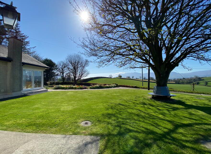 2 Ballydesland Road, Warrenpoint, BT34 3QD