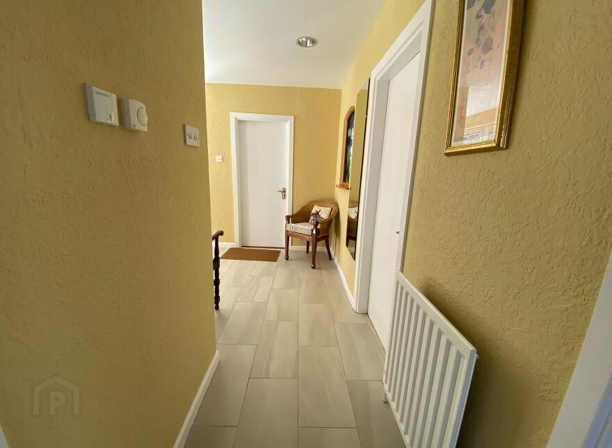 2 Ballydesland Road, Warrenpoint, BT34 3QD