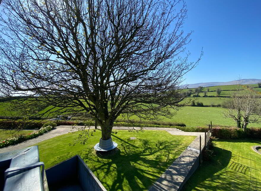 2 Ballydesland Road, Warrenpoint, BT34 3QD