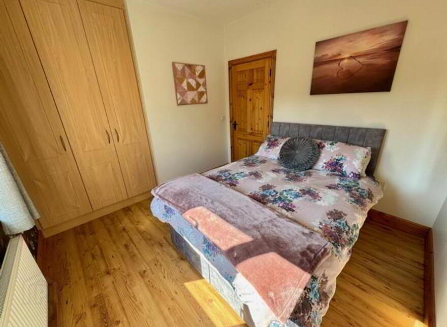 Keadue, West, Boyle, F52W677