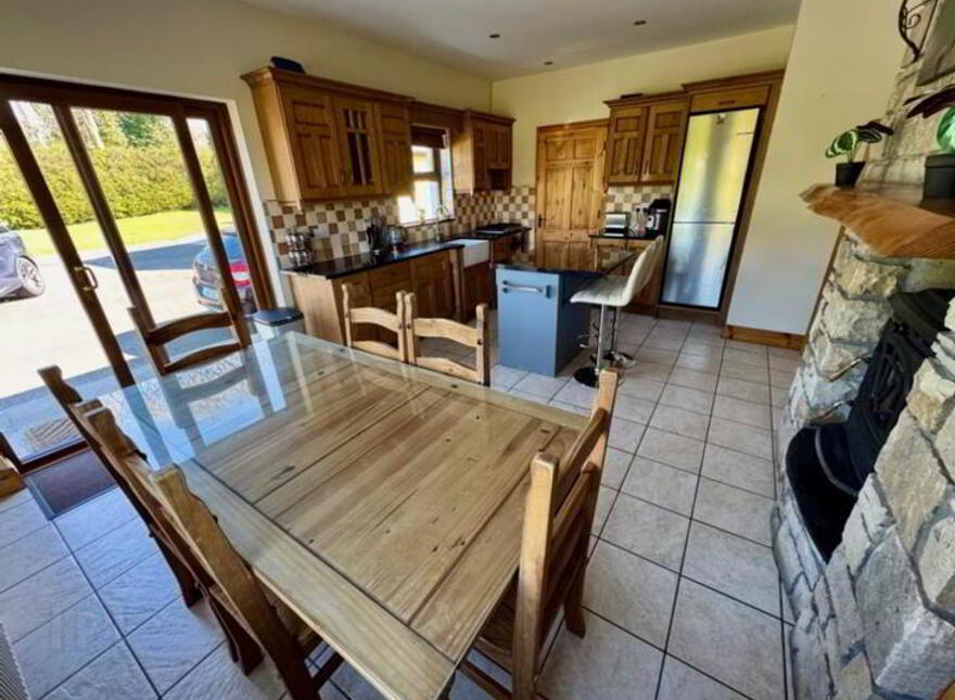 Keadue, West, Boyle, F52W677