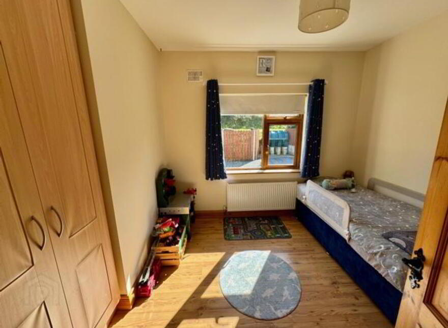 Keadue, West, Boyle, F52W677