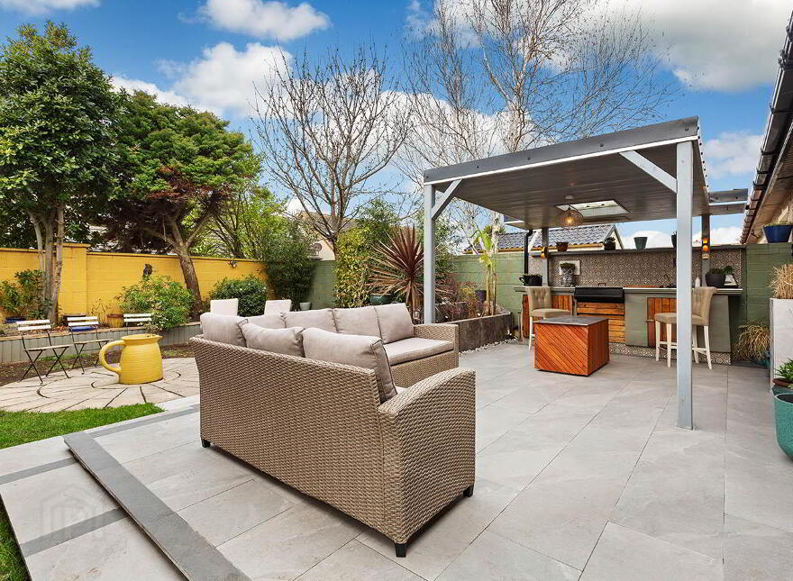 38 Mornington Towers Mornington