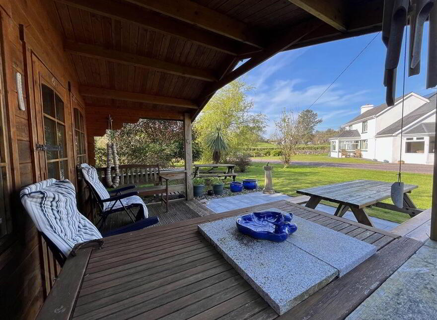 Cooradarrigan, Schull, West, P81WV44