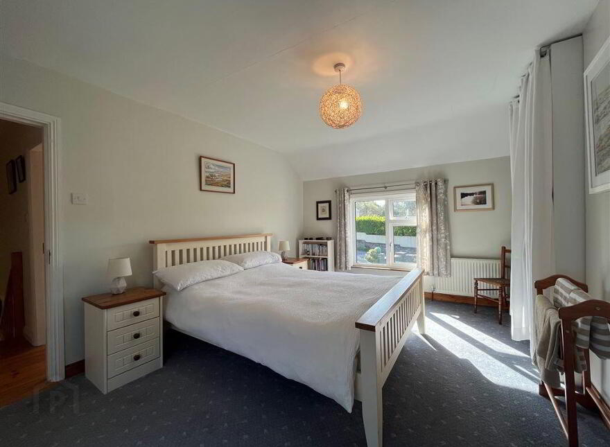 Cooradarrigan, Schull, West, P81WV44