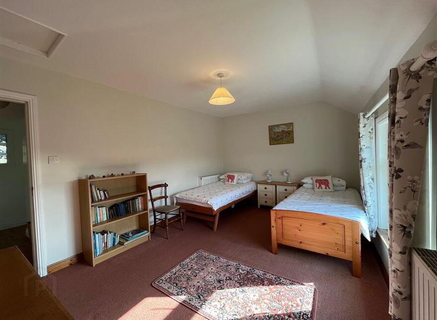 Cooradarrigan, Schull, West, P81WV44