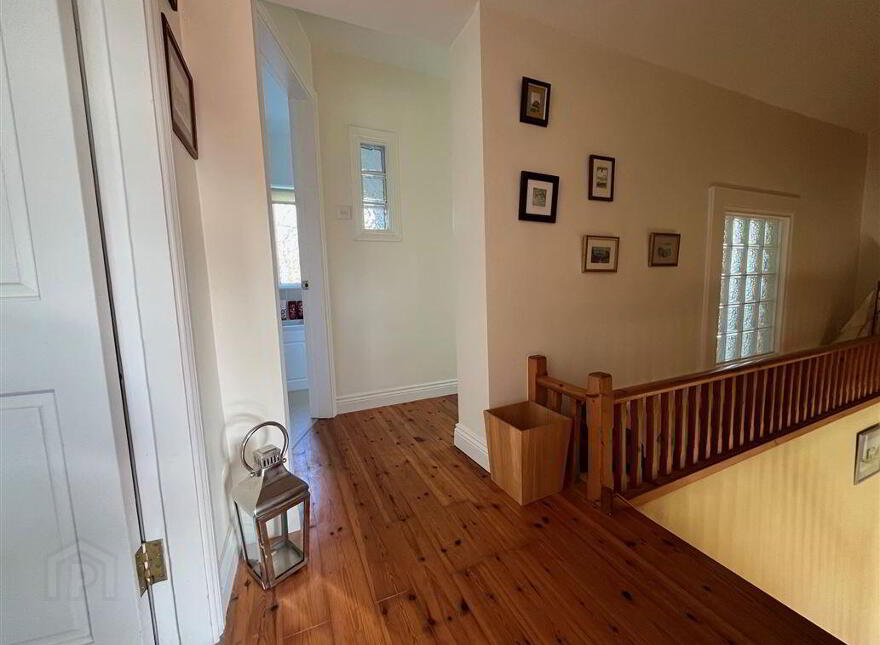 Cooradarrigan, Schull, West, P81WV44