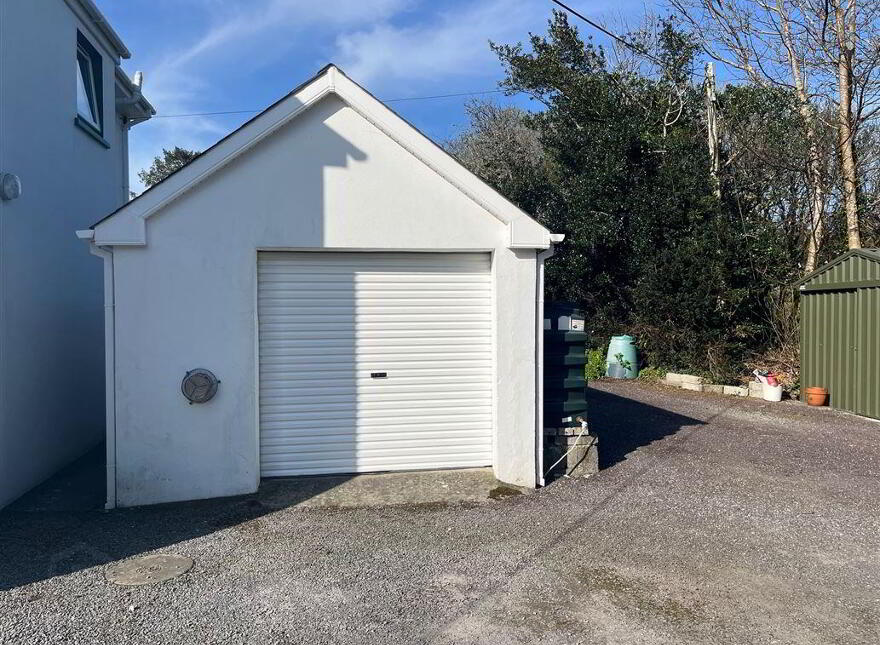 Cooradarrigan, Schull, West, P81WV44