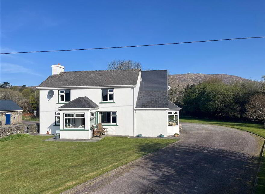 Cooradarrigan, Schull, West, P81WV44