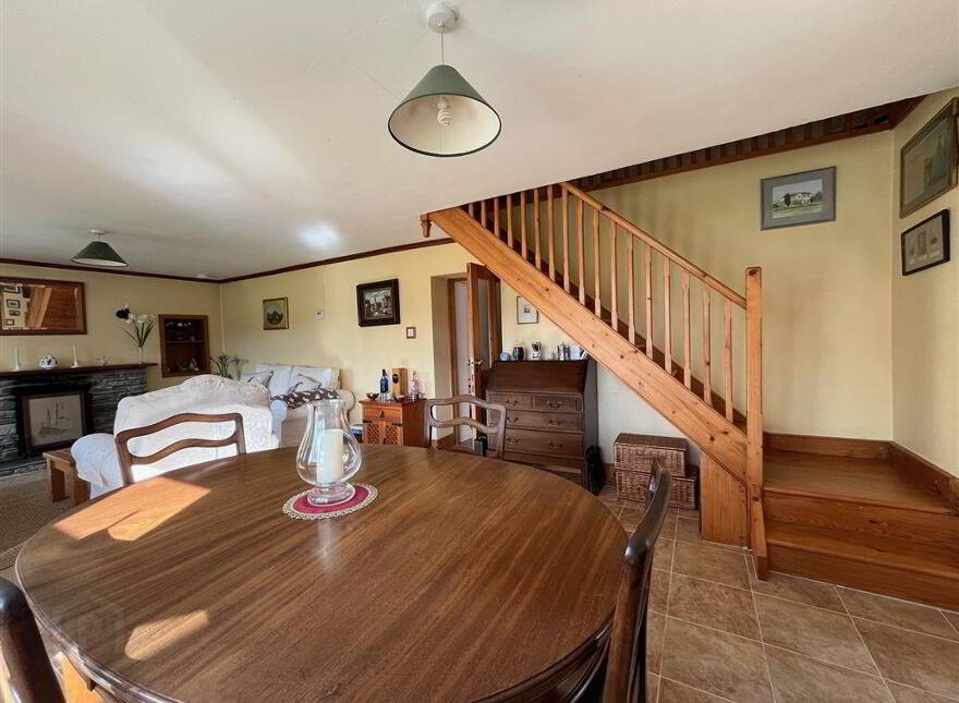 Cooradarrigan, Schull, West, P81WV44
