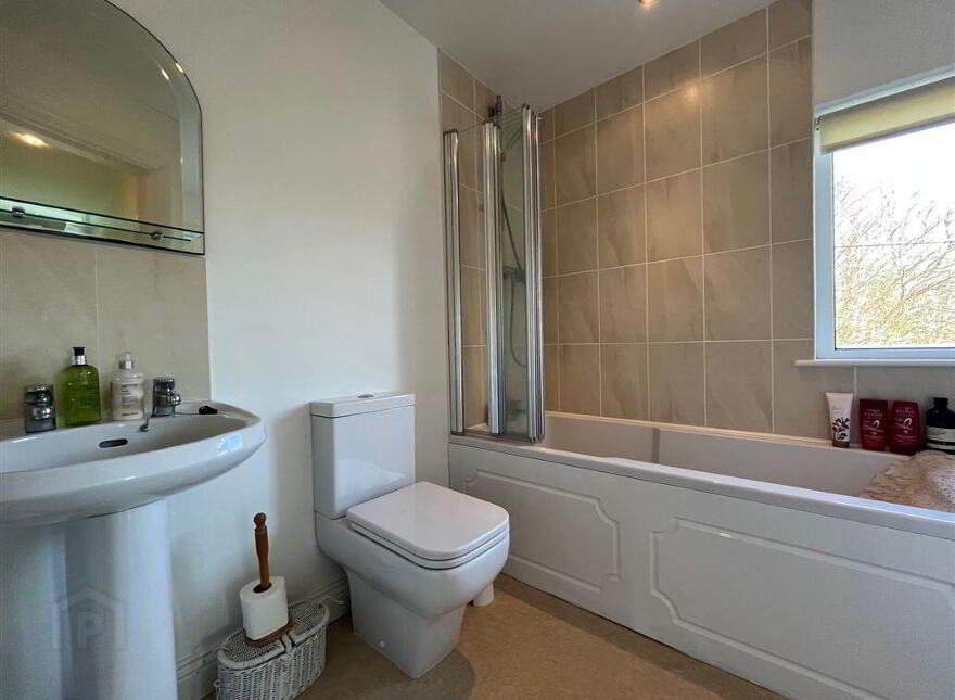 Cooradarrigan, Schull, West, P81WV44