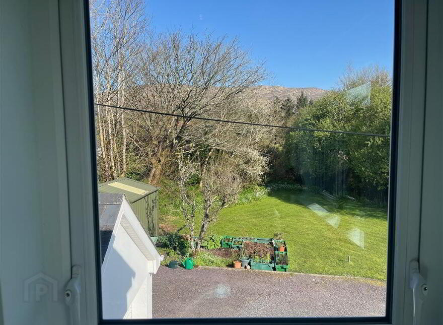 Cooradarrigan, Schull, West, P81WV44