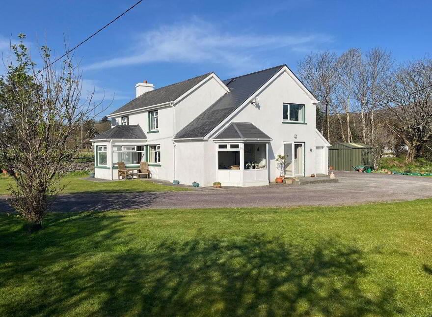 Cooradarrigan, Schull, P81WV44