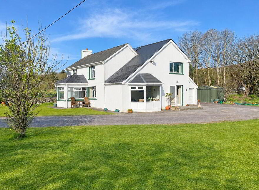 Cooradarrigan, Schull, P81WV44