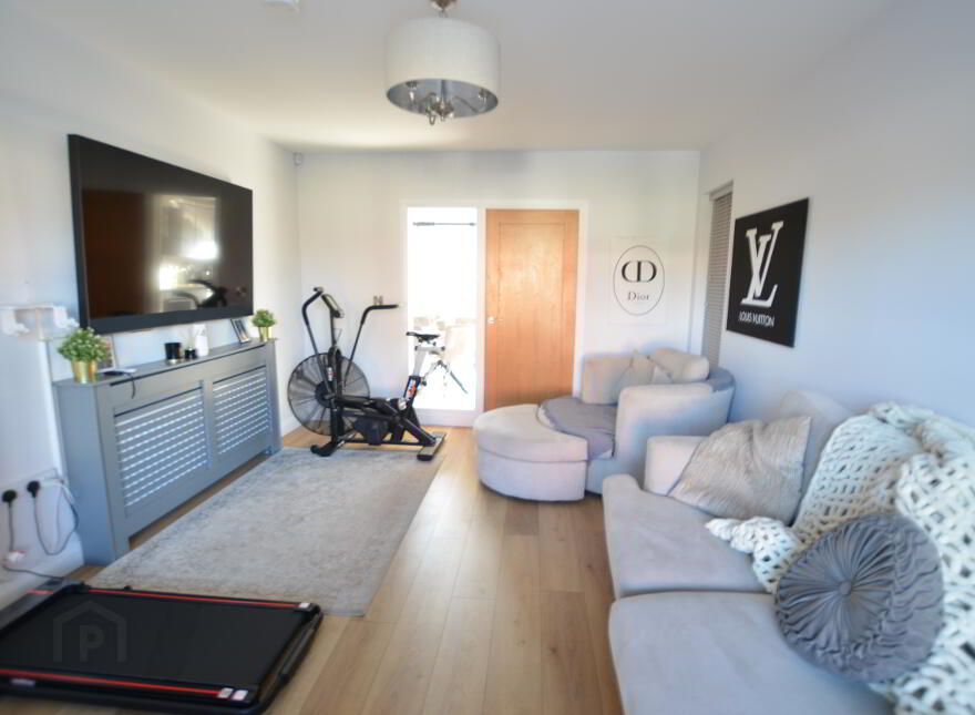 6 Postmasters Walk, Ravarnet, Lisburn, BT27 5WS