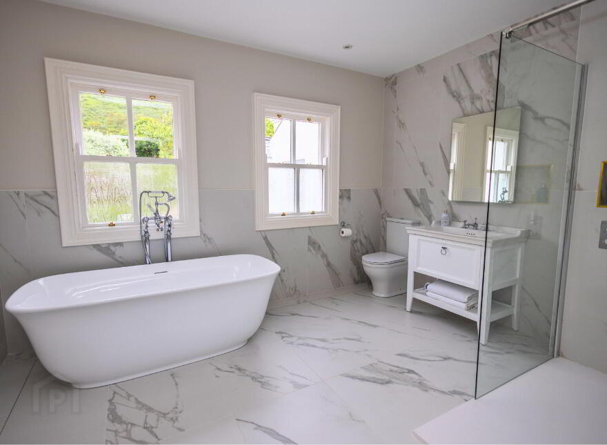 Clocgarran Hall, 43 Killowen Old Road, Rostrevor, Newry, BT34 3AD