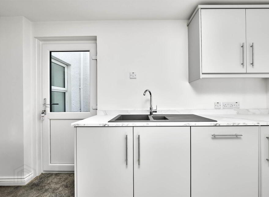 70 Causeway Street, Portrush, BT56 8AD