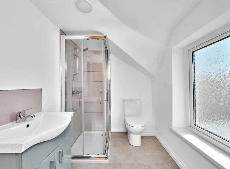 70 Causeway Street, Portrush, BT56 8AD