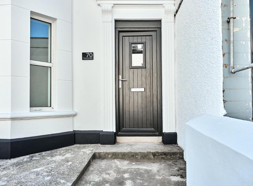 70 Causeway Street, Portrush, BT56 8AD