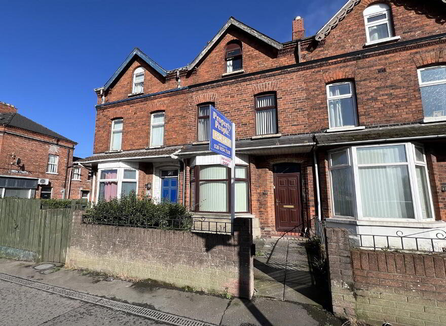 190 Ravenhill Road, Apartments, A & B, Belfast, BT6 8EF photo