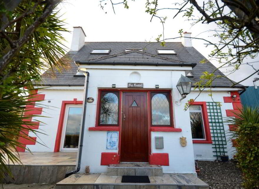 San Raphael, The Hill, Killybegs, F94HR70