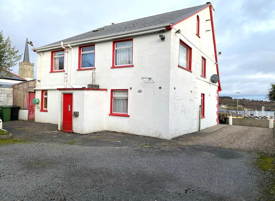 San Raphael, The Hill, Killybegs, F94HR70
