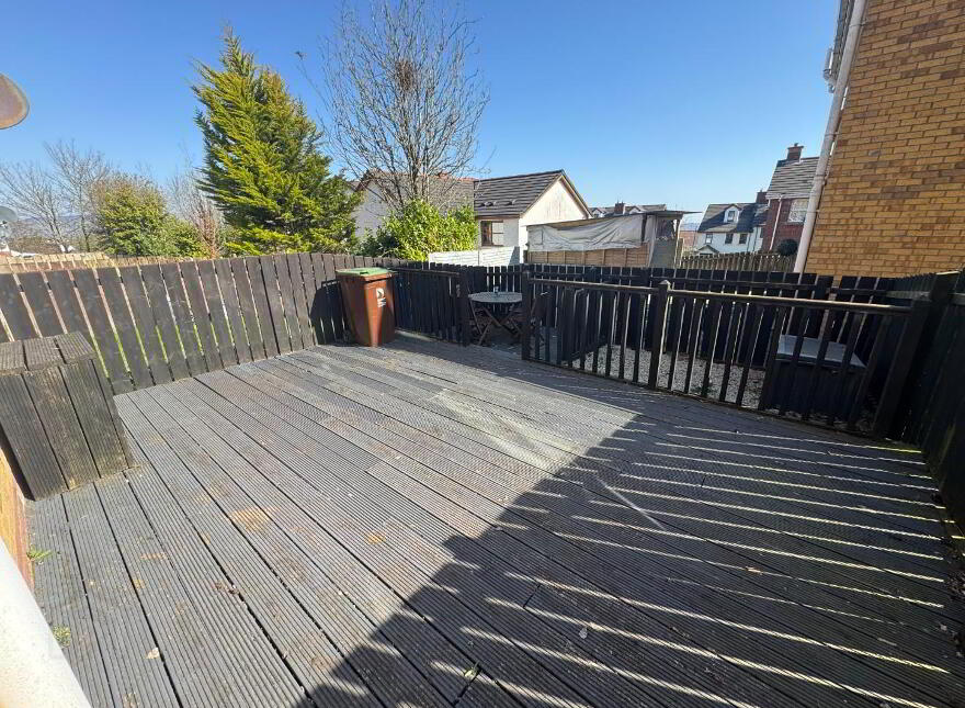 117 Ard Grange, Derry