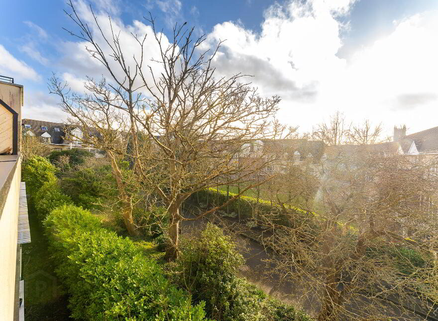 33 Saggart Lodge Court, Saggart, Dublin, D24YKT0