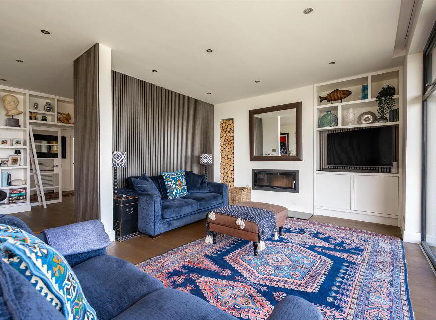 Simmy Bay, 21 Ringdufferin Road, Toye, Killyleagh, BT30 9PH