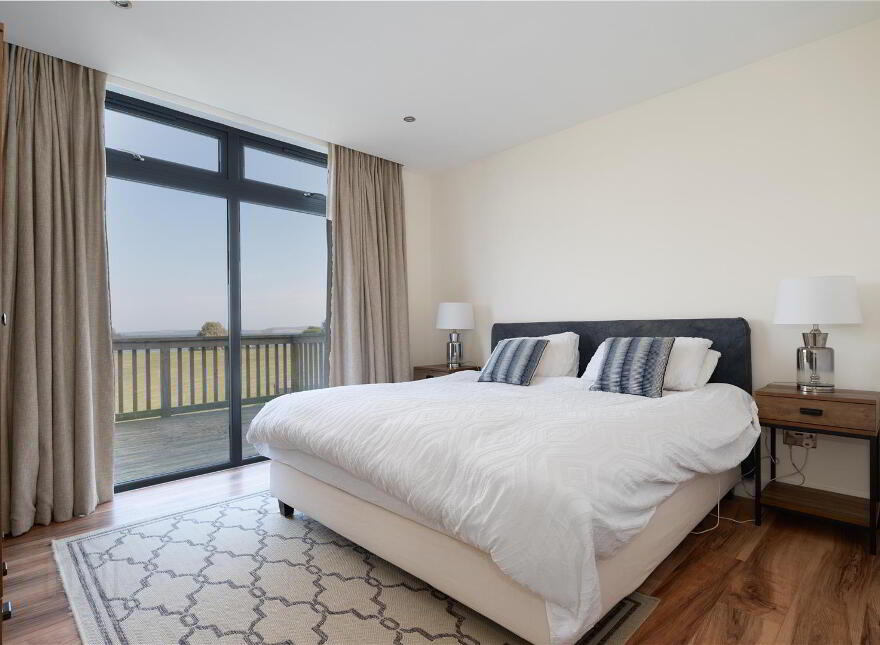 Simmy Bay, 21 Ringdufferin Road, Toye, Killyleagh, BT30 9PH