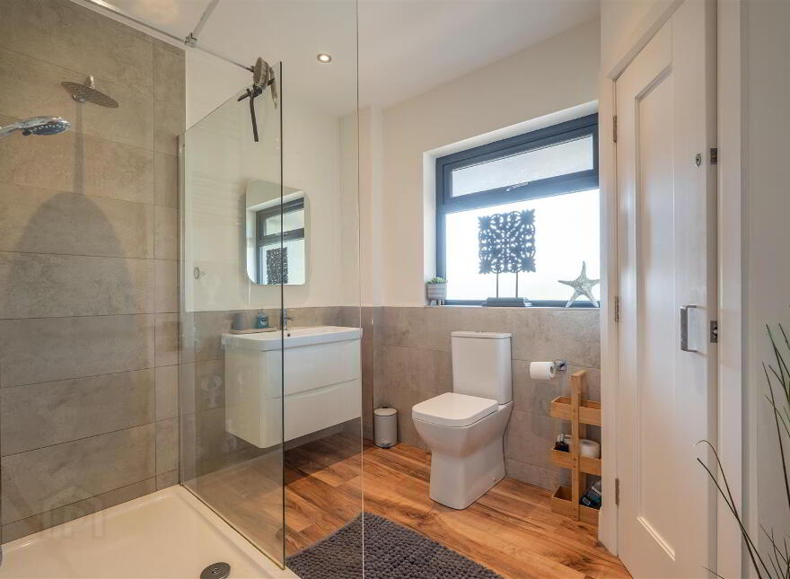 Simmy Bay, 21 Ringdufferin Road, Toye, Killyleagh, BT30 9PH