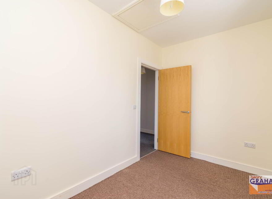 1 Ayrshire Square, Lisburn, BT28 2PN