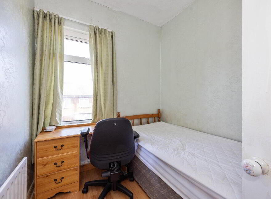 35 Stranmillis Park, Belfast, BT9 5AU