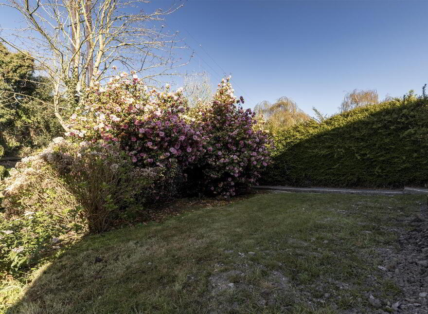 11 Moyra Crescent, Saintfield, BT24 7AG