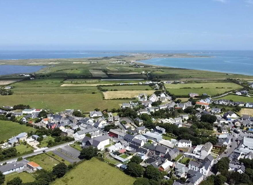 College Street, Castlegregory