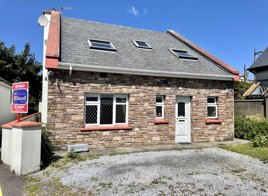 College Street, Castlegregory