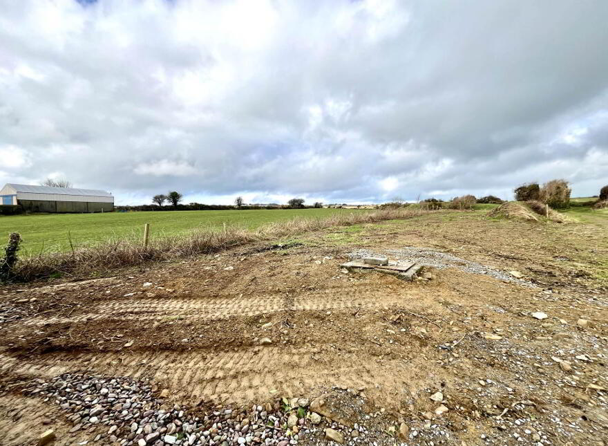 Dromkeen, Causeway