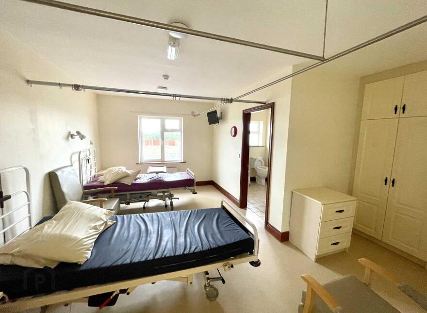 Oaklands Nursing Home, Listowel