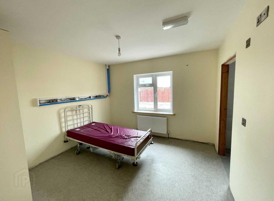 Oaklands Nursing Home, Listowel
