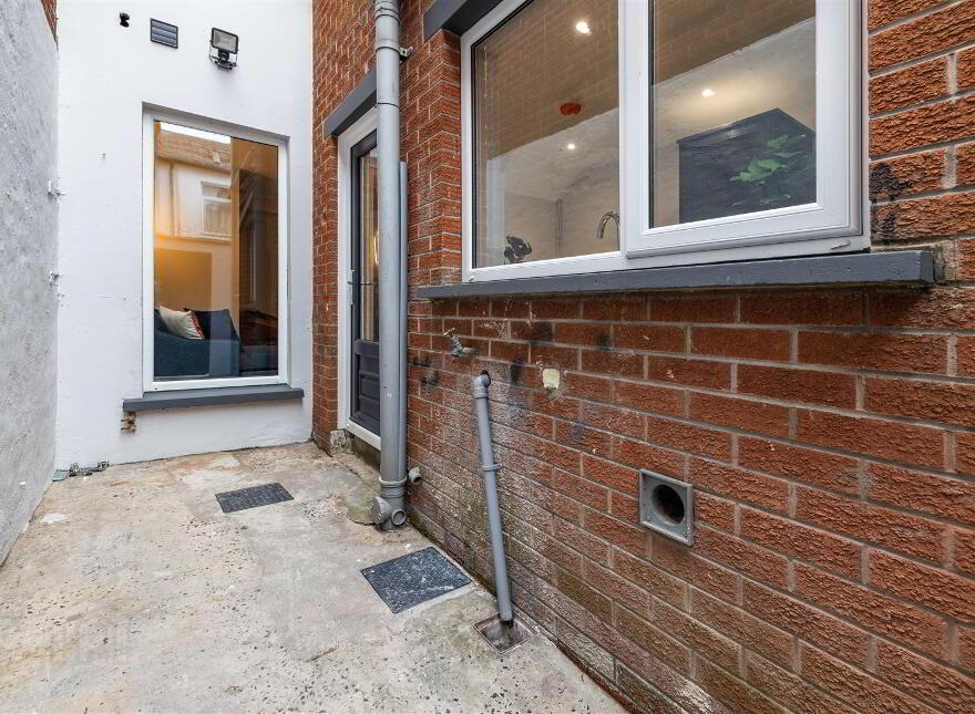 RM 1 & 4, 65 Greenore Street, Belfast, BT6 8NF