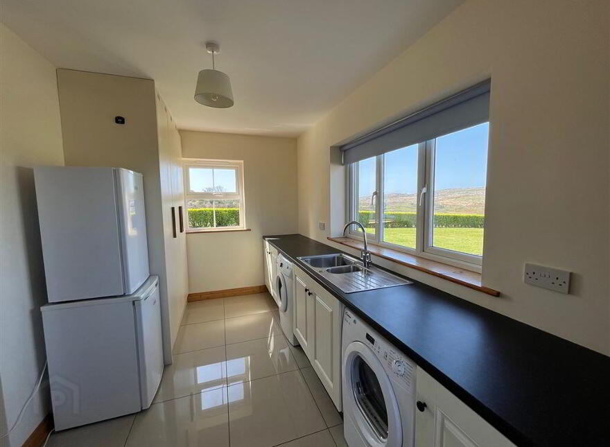 Knock, Lowertown, Schull, West, P81HY26