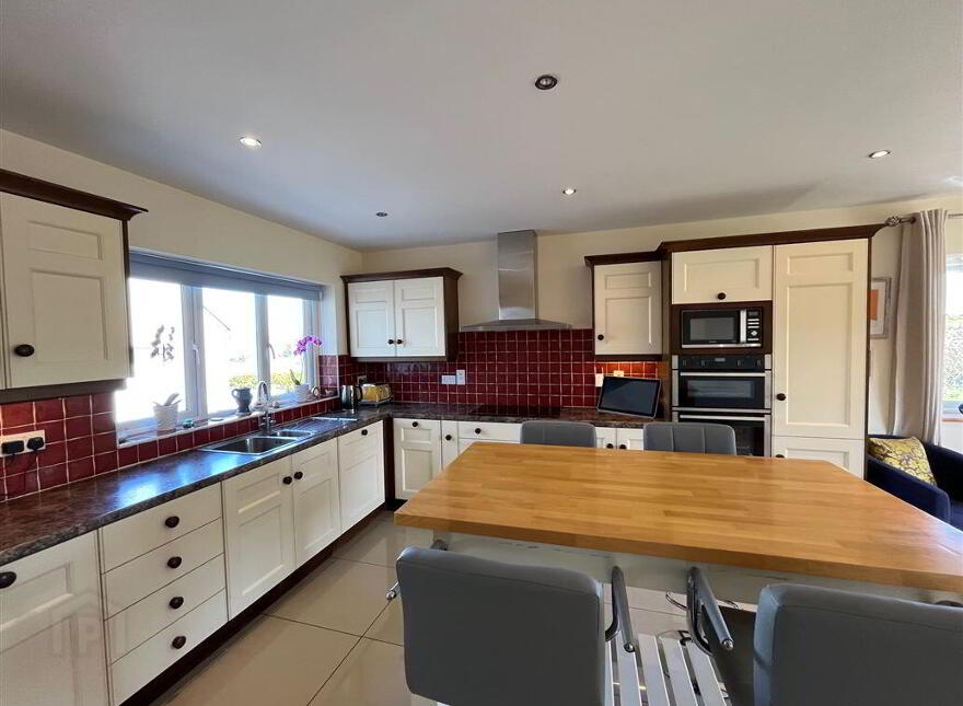 Knock, Lowertown, Schull, West, P81HY26