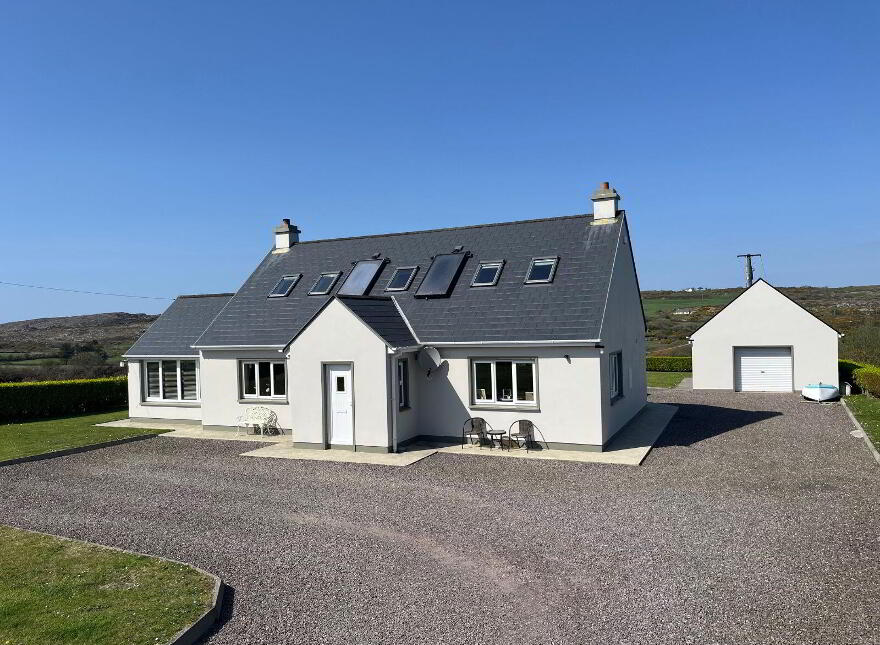 Knock, Lowertown, Schull, P81HY26