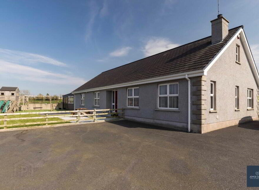 37 Moyrourkan Road, Markethill, BT60 1TU