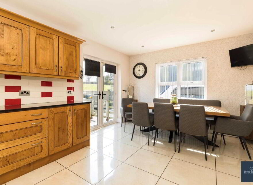 37 Moyrourkan Road, Markethill, BT60 1TU