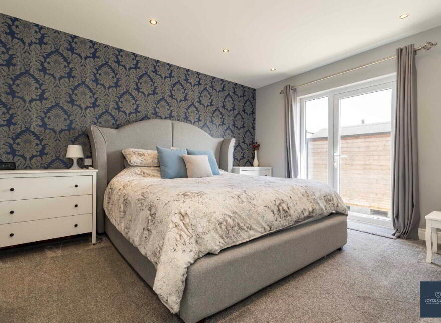 37 Moyrourkan Road, Markethill, BT60 1TU
