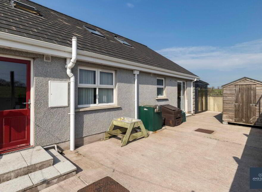 37 Moyrourkan Road, Markethill, BT60 1TU
